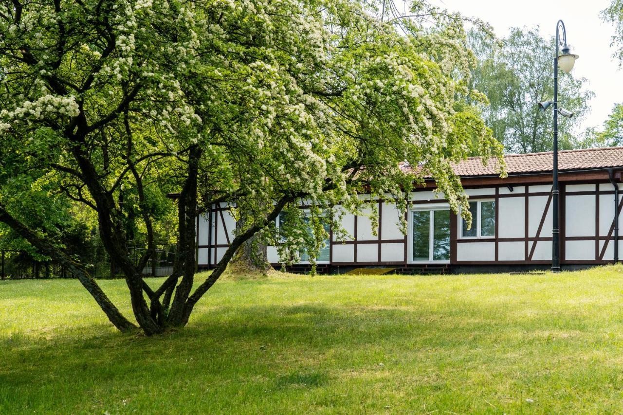 Apartament Pod Zaglem Z Widokiem Na Jezioro, Oczy Mazur Lötzen Exterior foto